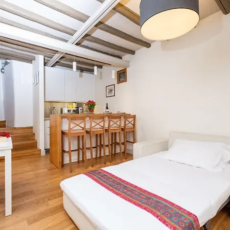 Casa Di Armando Al Pantheon Lägenhet
